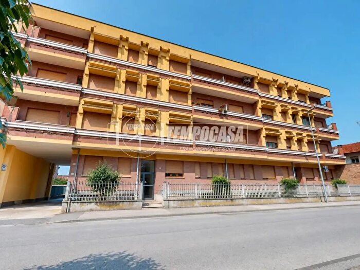 Appartamento quadrilocale in vendita in Via Isonzo, Bra