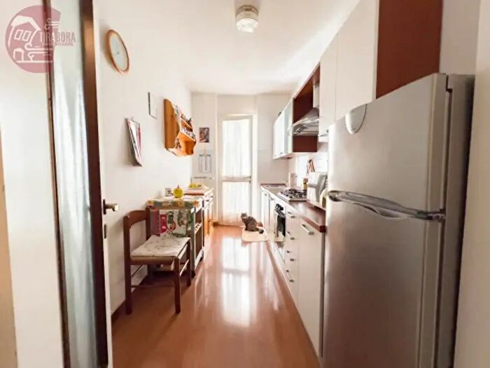 Appartamento bilocale in vendita in Via Antonio Somma, Trieste