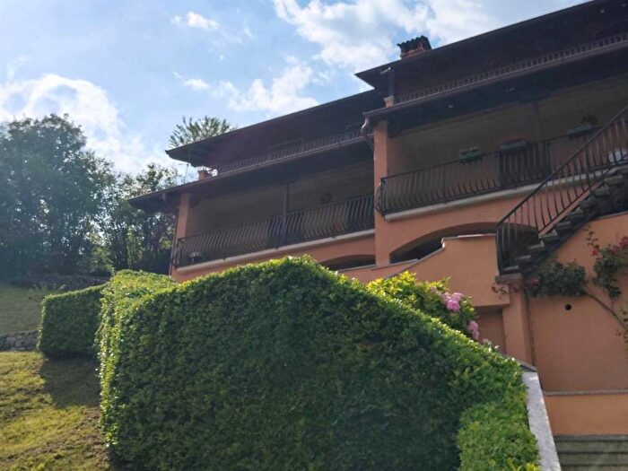 Appartamento quadrilocale in affitto in Via San Bernardo, Centro, Castione della Presolana