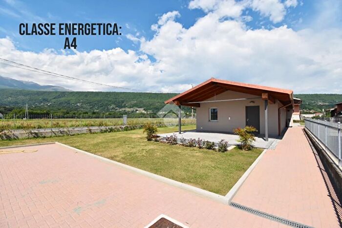 Casa trilocale in vendita in Via del Pero, Cascinette DIvrea