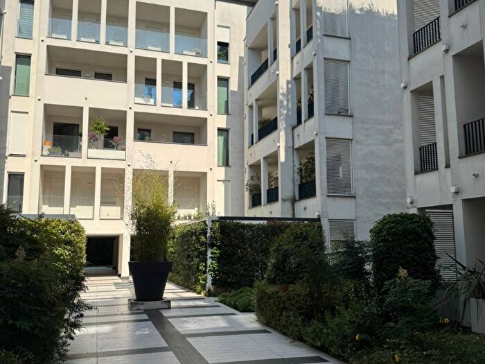Appartamento trilocale in affitto in Via Antonio Locatelli, Treviglio