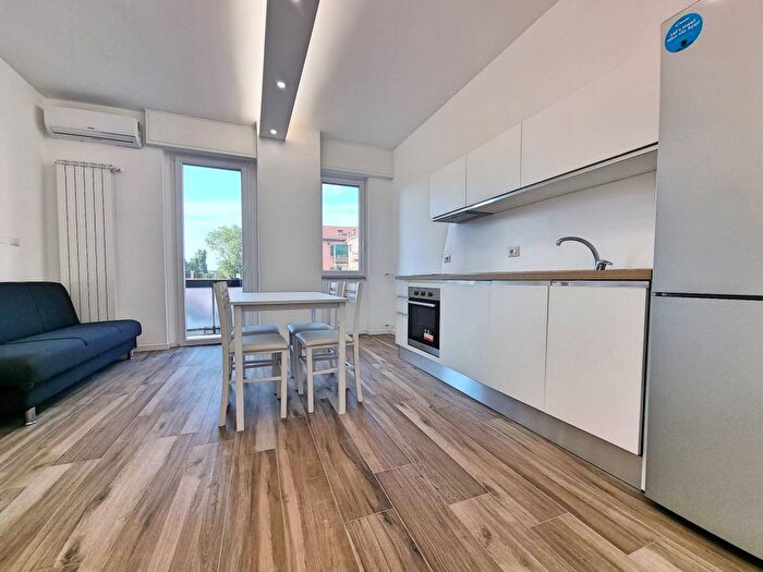 Appartamento bilocale in affitto in Via Dalmine, Baggio, Milano