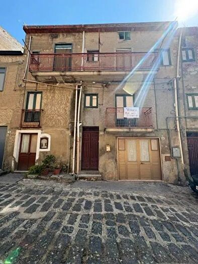 Appartamento con 5 locali in vendita in Marianopoli