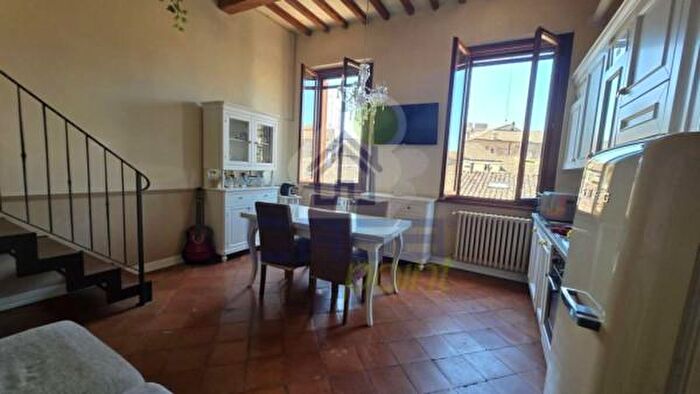 Appartamento quadrilocale in vendita in Via Secchi Ronchi, Guastalla