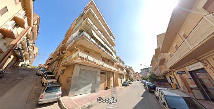 Appartamento con 5 locali in vendita in Via Barone Francesco Lombardo, Canicatti