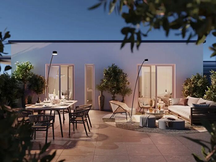 Appartamento quadrilocale in vendita in Via Bonaventura Zumbini, Milano