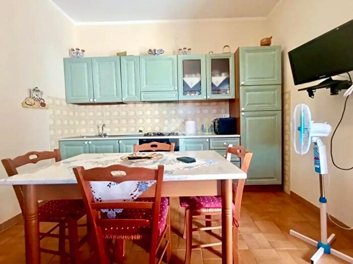 Casa quadrilocale in vendita in Contrada Meruzzi, Cropani