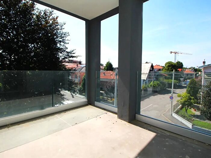 Appartamento quadrilocale in vendita in Via Giulio Thomas, Legnano