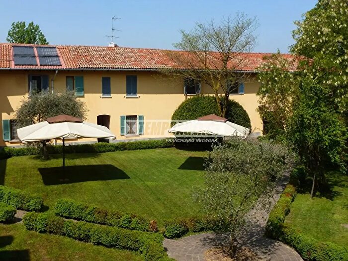 Appartamento bilocale in affitto in Via Rozzano, Assago