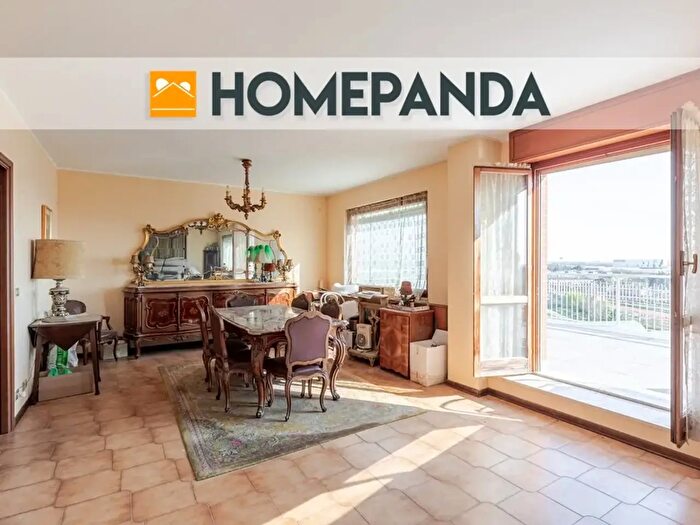 Appartamento con 5 locali in vendita in Via Guido Rossa, Trofarello