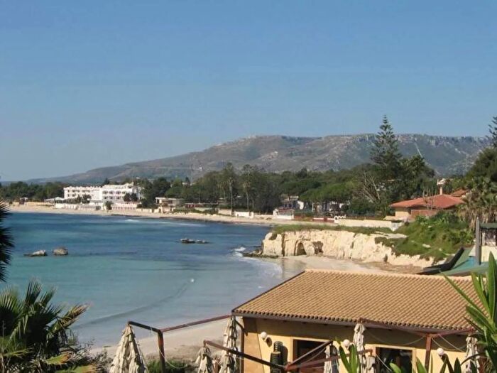 Appartamento monolocale in affitto in Siracusa