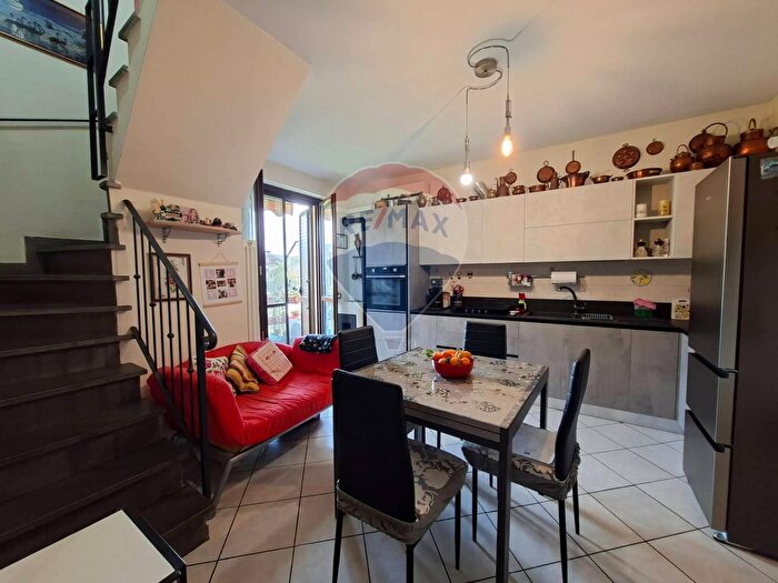 Appartamento quadrilocale in vendita in Pablo Neruda, Montevarchi