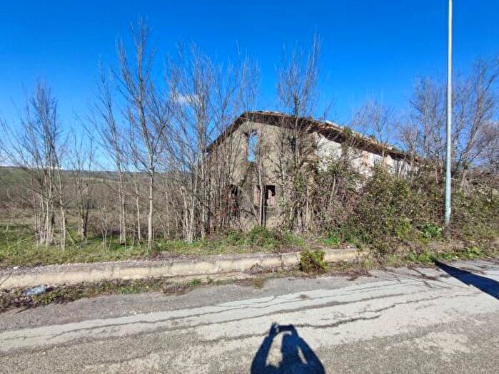 Casa in vendita in Contrada Frasso, Pietrelcina