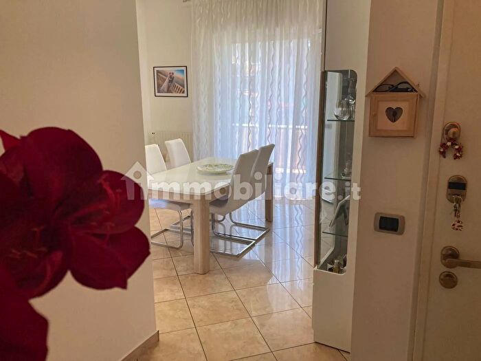 Appartamento trilocale in vendita in Via Pietro Carioni Gorgonzola, Gorgonzola