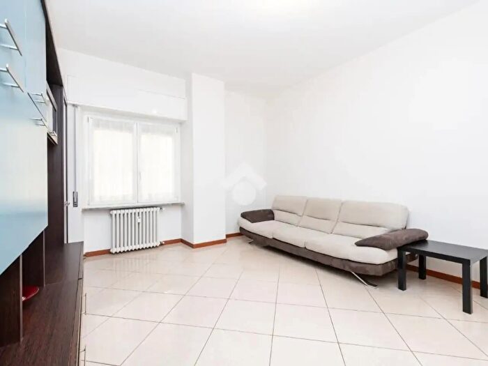 Appartamento bilocale in vendita in Via Marco dAgrate, Milano