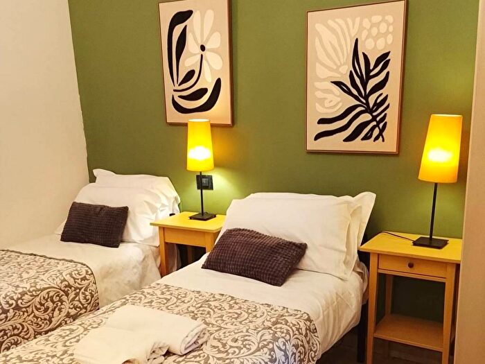 Appartamento bilocale in affitto in Via Legnago, Borgo Roma, Verona