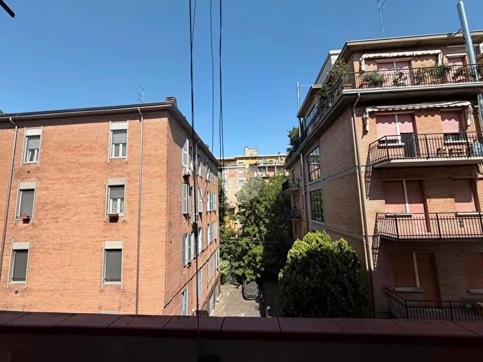 Appartamento trilocale in affitto in Viale Milazzo, Parma
