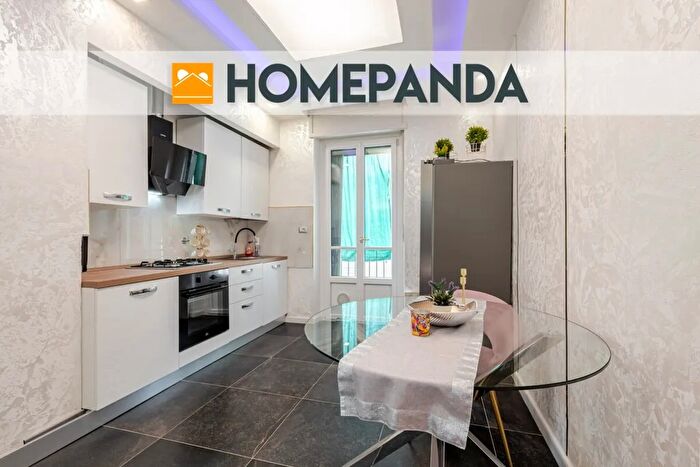 Appartamento trilocale in vendita in Via Luigi Boccherini, Torino