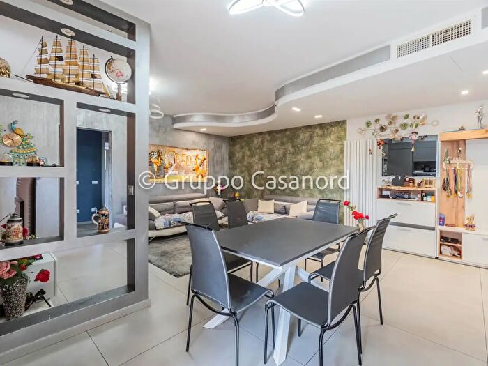 Appartamento quadrilocale in vendita in Via Guido Rossa, Cologno Monzese