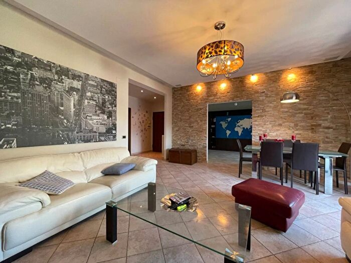 Appartamento con 5 locali in vendita in Via Abate Aligerno Cassino Frosinone, Cassino