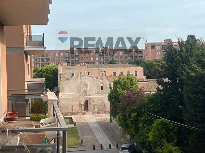 Appartamento con 6 locali in affitto in via san giovanni alle catacombe, Gelone Cadorna, Siracusa