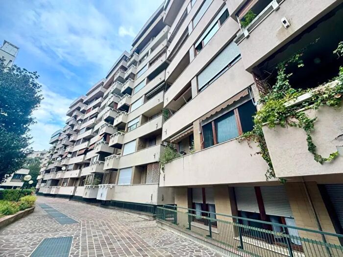 Appartamento con 5 locali in vendita in PZza Diaz, Monza