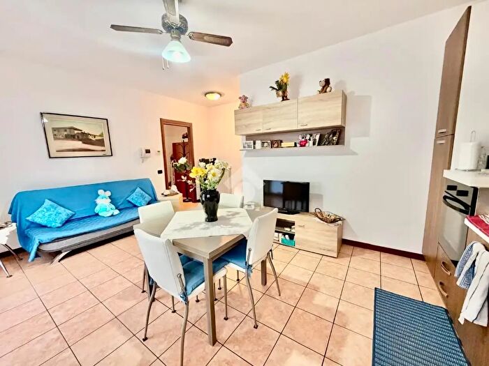 Appartamento bilocale in vendita in Via dei Castelli, Caravaggio