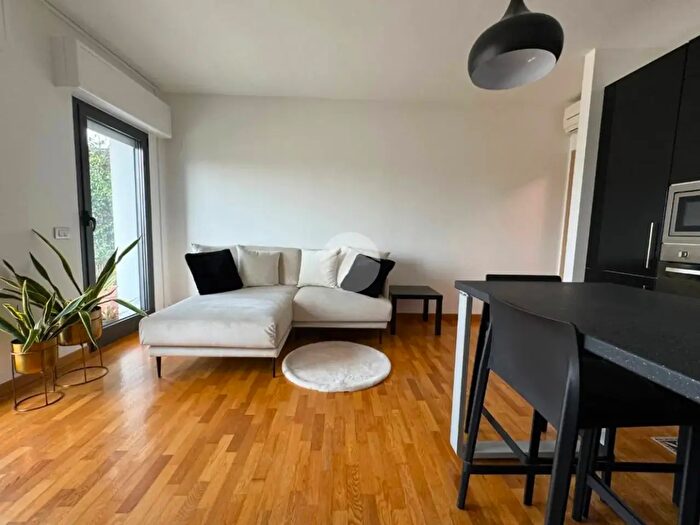 Appartamento bilocale in affitto in Via Livigno, Milano