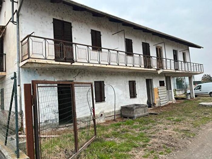 Casa con 5 locali in vendita in Frazione Via dei Romani, Saluzzo