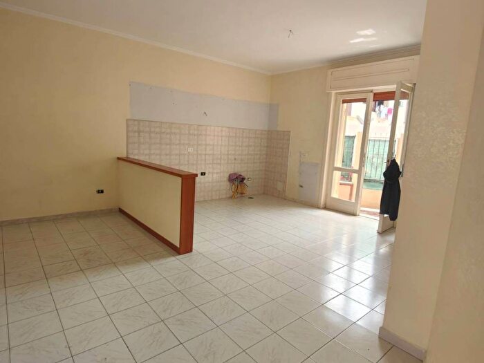 Appartamento trilocale in affitto in Frattaminore