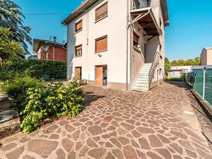 Casa con 5 locali in vendita in Via Rivone, San Martino In Rio