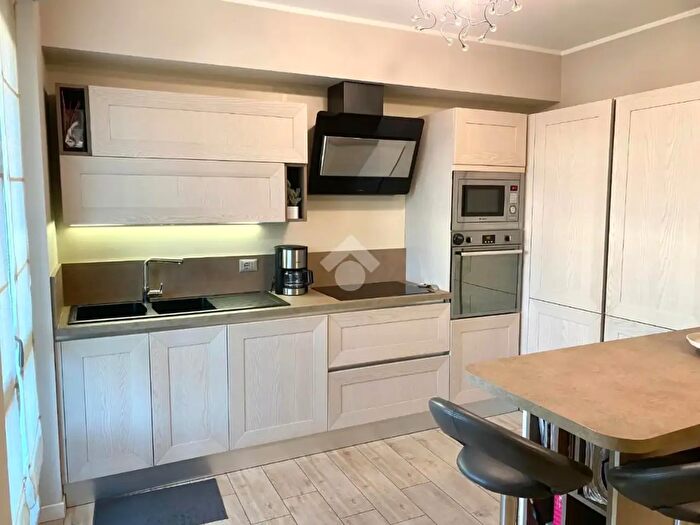 Appartamento trilocale in affitto in Via Don Giacomo Vender, Brescia