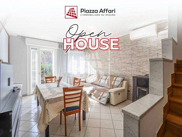 Casa con 6 locali in vendita in Via Martiri Della Bettola, Baragalla Canalina, Reggio Emilia
