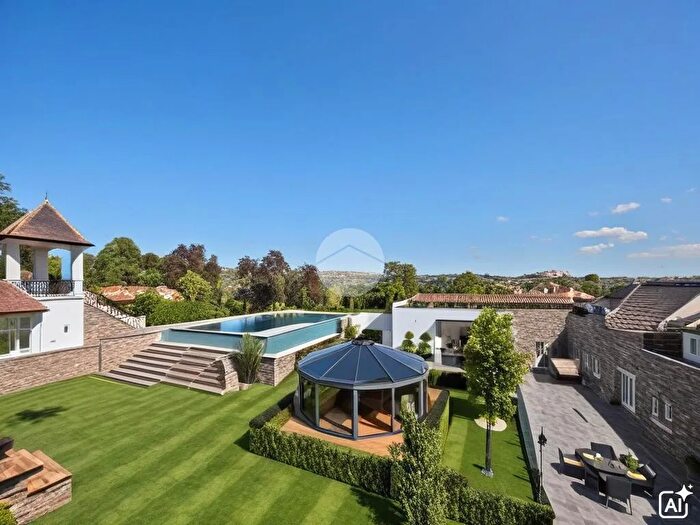 Casa con 5 locali in vendita in Viale dei Pini Nord, Giugliano In Campania