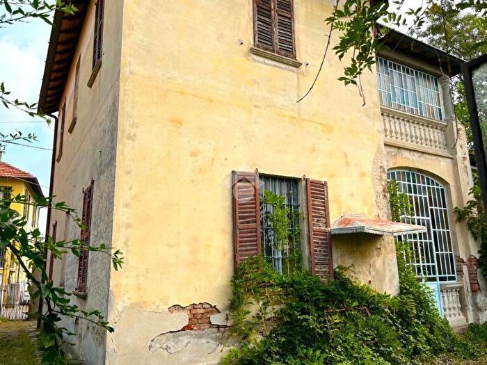 Casa con 5 locali in vendita in Via Sandroni, Sumirago