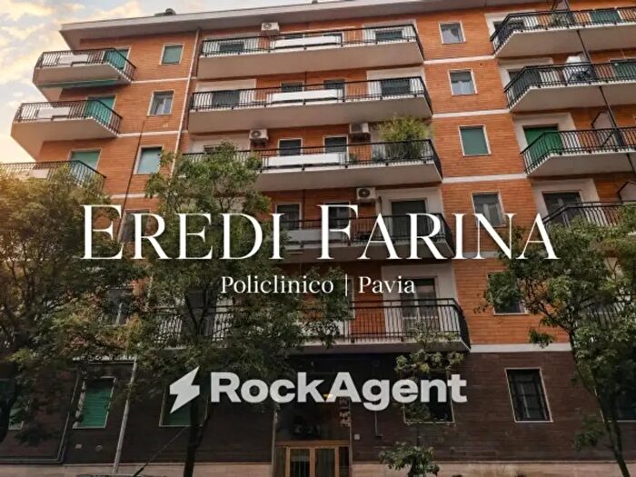 Appartamento bilocale in vendita in Via Eredi Farina, Pavia