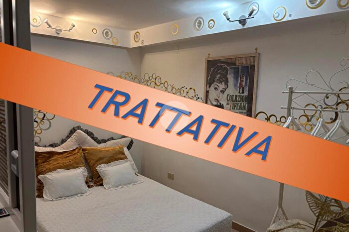 Appartamento bilocale in vendita in Via dei Sabelli, Roma