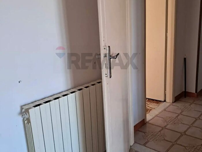 Appartamento con 7 locali in vendita in Via Emanuele Setti Carraro, Niscemi