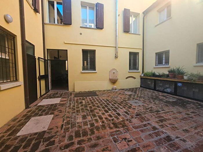 Appartamento quadrilocale in affitto in Santa Maria in Vado, Ferrara