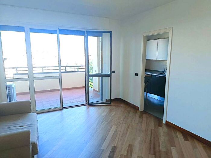 Appartamento bilocale in affitto in Via Pietro Colletta, Lodi Brenta, Milano