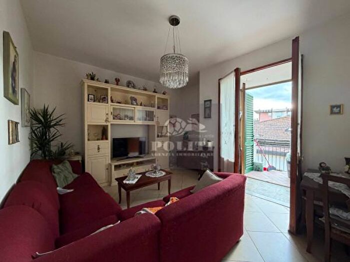 Appartamento quadrilocale in vendita in Piazza Marzo, Montelupo Fiorentino