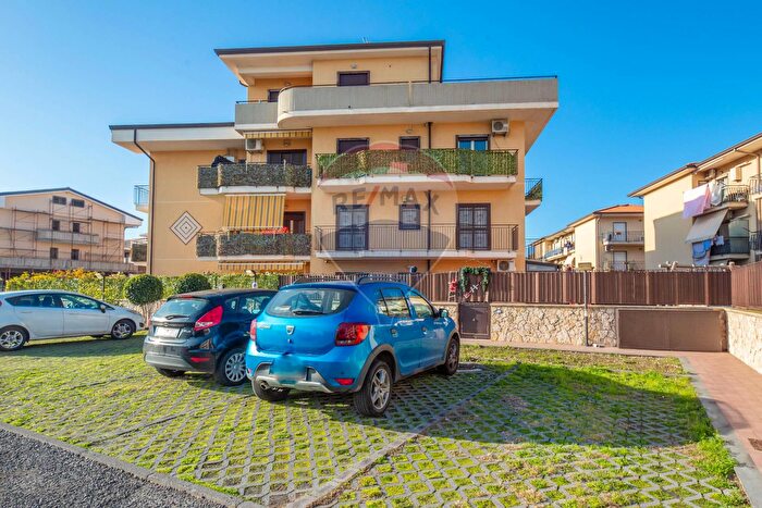 Appartamento trilocale in vendita in Motta SantAnastasia