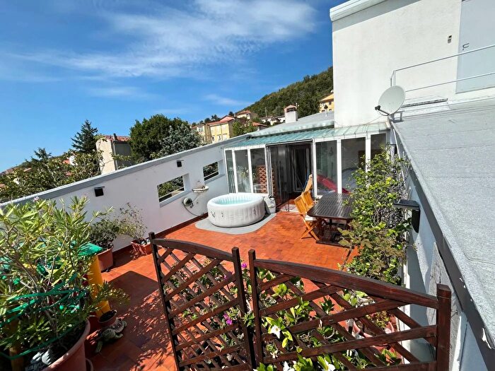 Appartamento quadrilocale in vendita in Via Giovanni Verga Trieste, Trieste