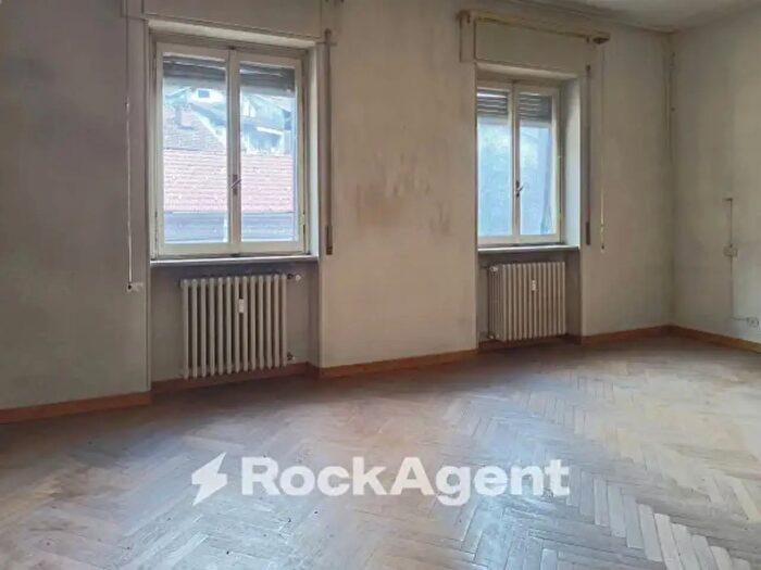 Appartamento con 5 locali in vendita in Via Roma, Coggiola