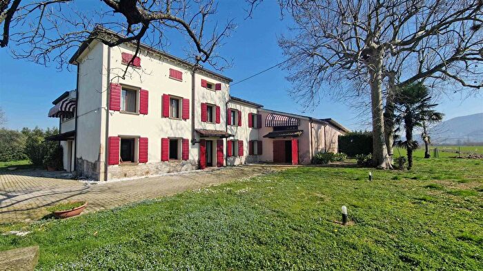 Casa con 7 locali in vendita in Lovolo, Rovolon