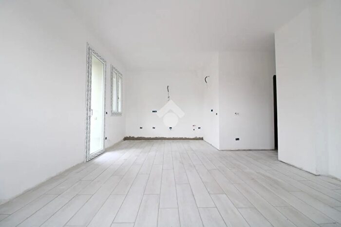 Appartamento trilocale in vendita in Via Terrapieni Nord, San Felice Sul Panaro