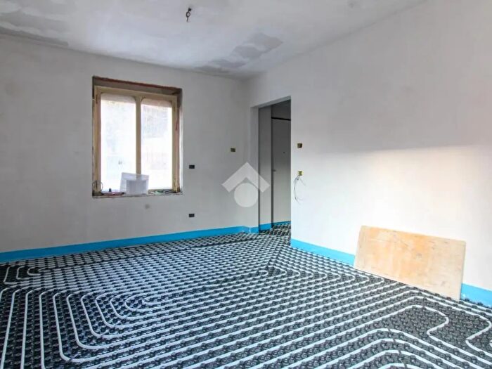 Appartamento trilocale in vendita in Via del Rio, Vobarno