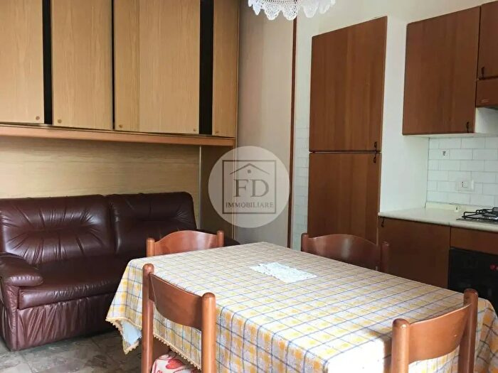 Appartamento trilocale in vendita in Loano