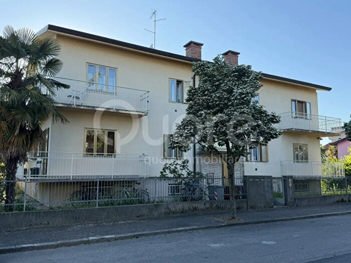 Appartamento con 6 locali in vendita in Via Giovanni Battista Tiepolo, Udine