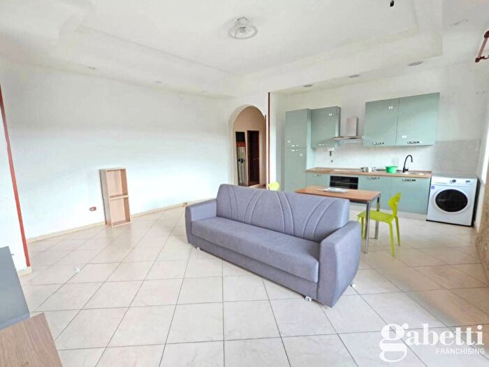 Appartamento bilocale in affitto in VIA ANTONIO LOCATELLI, Piazza Primavera Passariello, Pomigliano dArco